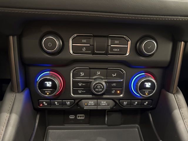 Certified 2024 Chevrolet Tahoe High Country w/ Advanced Technology Package image 31