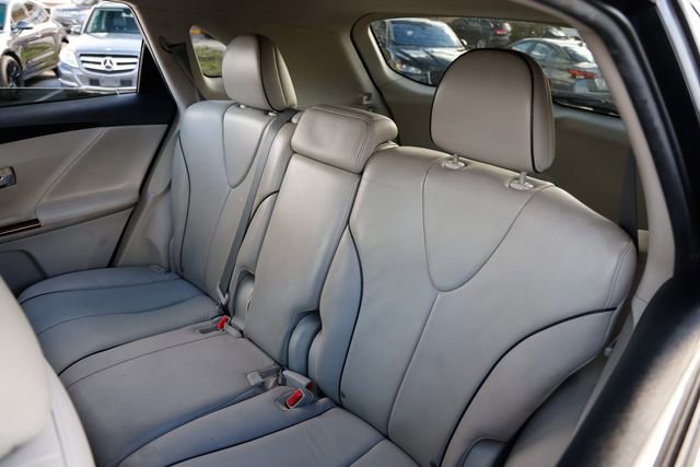 Used 2012 Toyota Venza XLE image 8