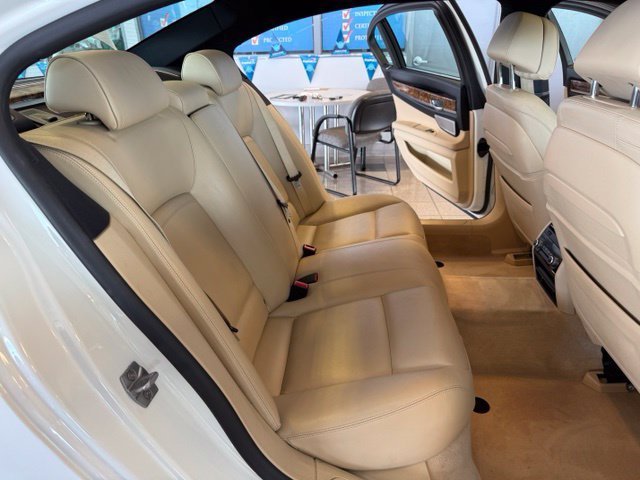 Used 2013 BMW 740Li RWD image 23