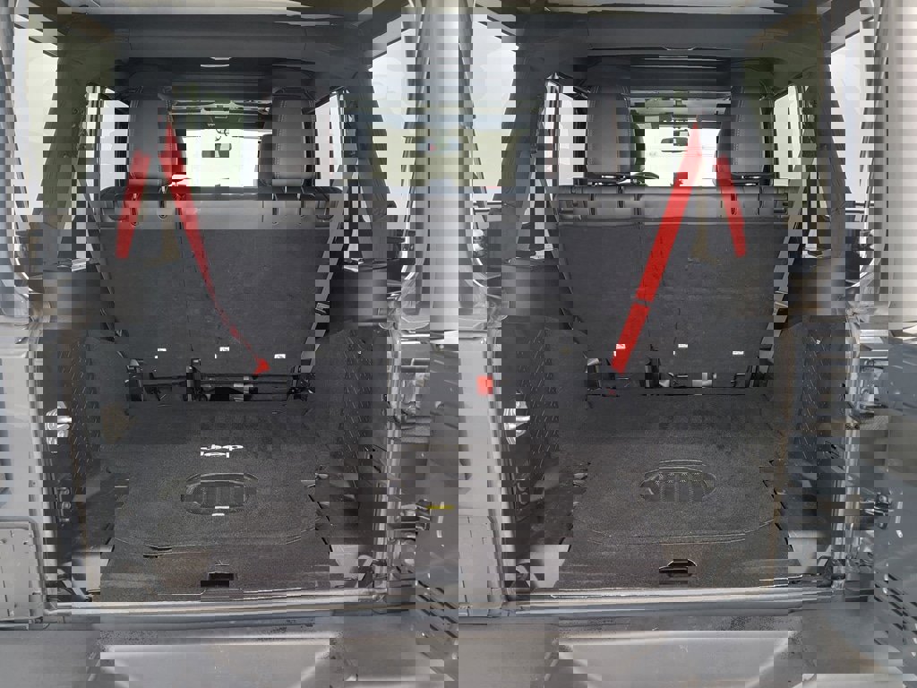 Used 2017 Jeep Wrangler Unlimited Rubicon image 29