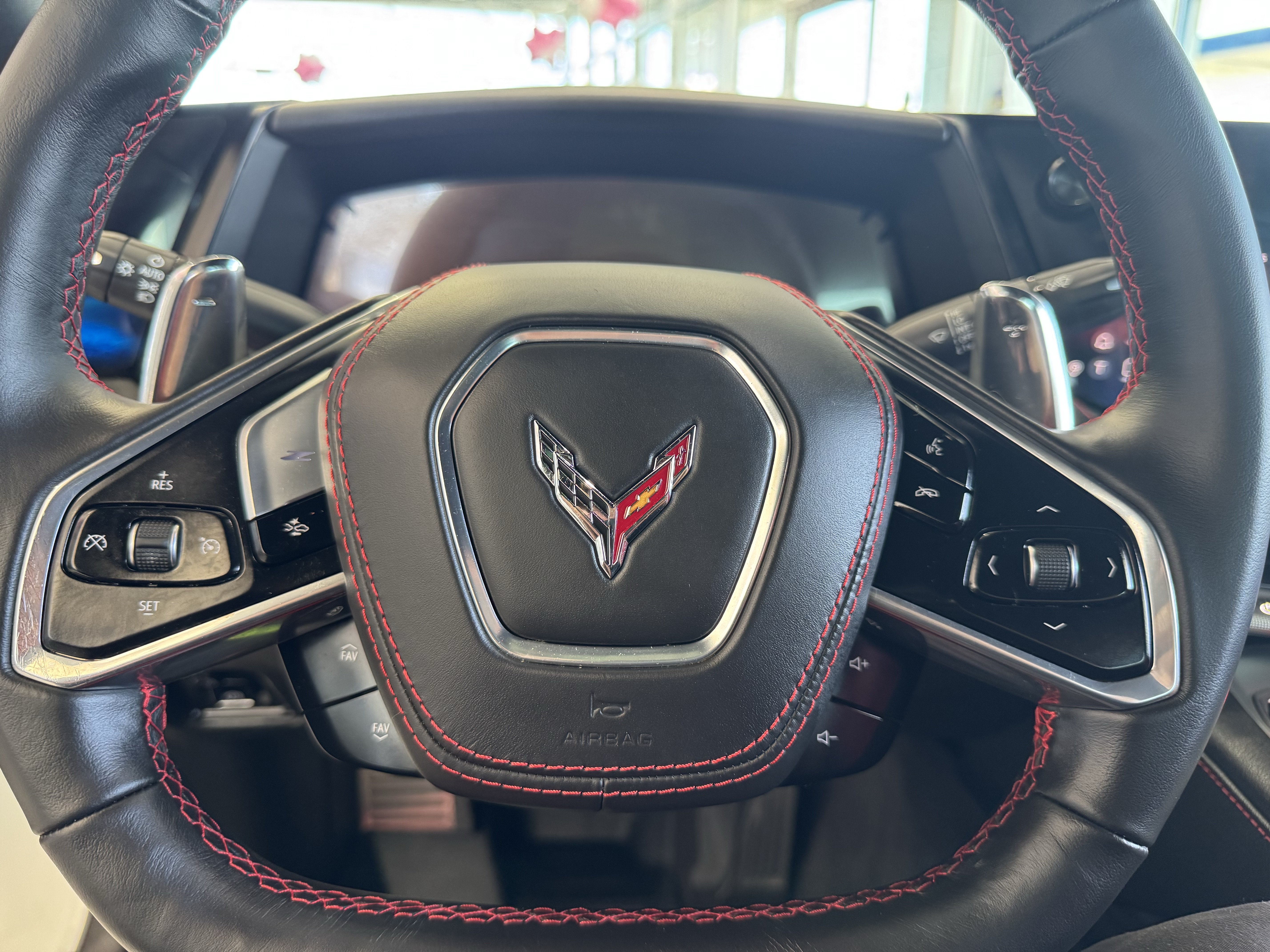 Used 2026 Chevrolet Corvette Stingray Coupe w/ 1LT RWD image 27