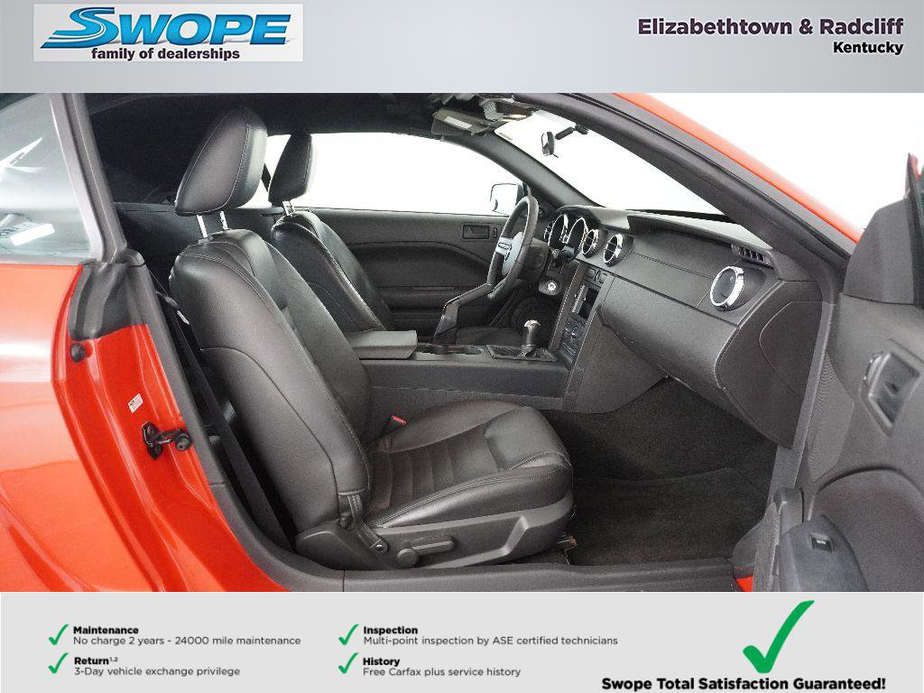 Used 2005 Ford Mustang GT Premium image 10