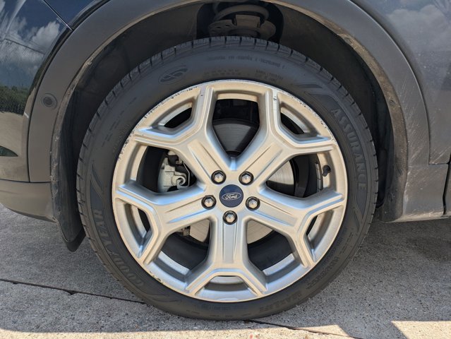 Used 2018 Ford Escape Titanium FWD image 19