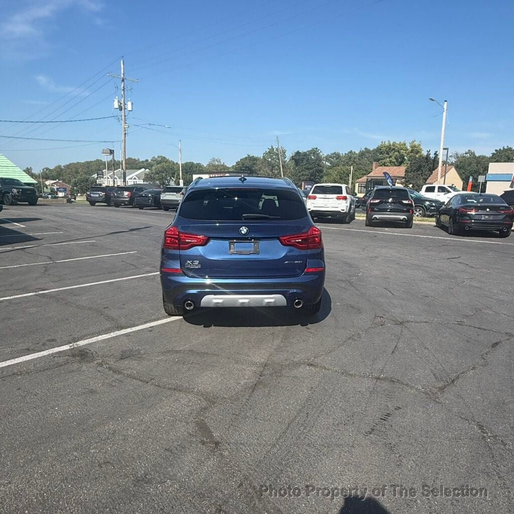 Used 2019 BMW X3 xDrive30i w/ Driving Assistance Package AWD/4WD image 12