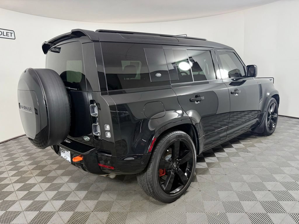 Used 2023 Land Rover Defender 110 X AWD/4WD image 6