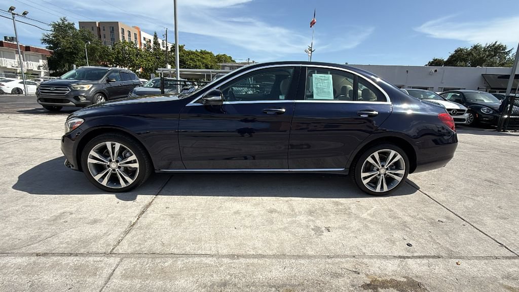 Used 2015 Mercedes-Benz C 300 4MATIC Sedan image 11