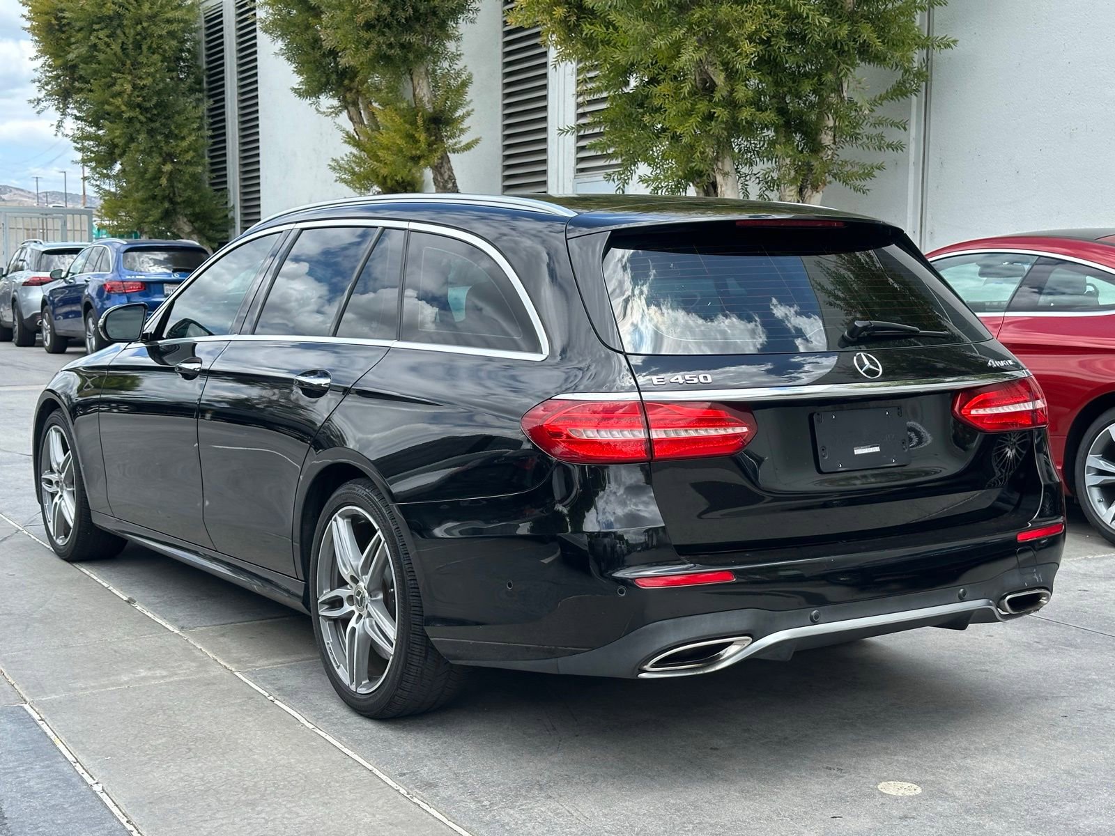 Used 2019 Mercedes-Benz E 450 4MATIC Wagon w/ Premium Package image 8