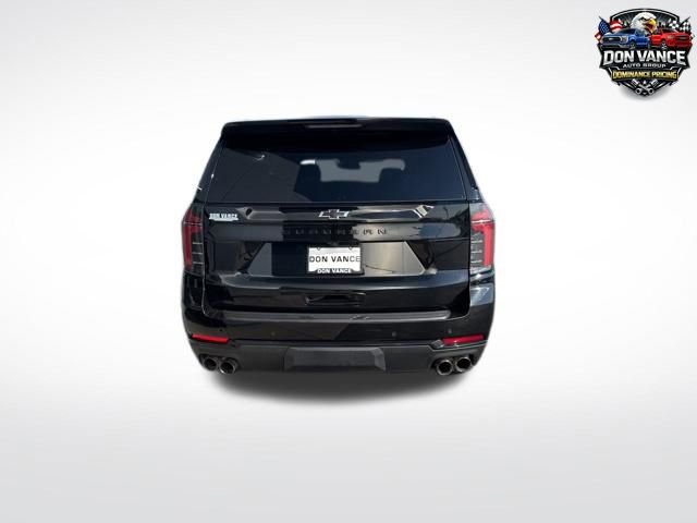 Used 2025 Chevrolet Suburban Z71 image 4