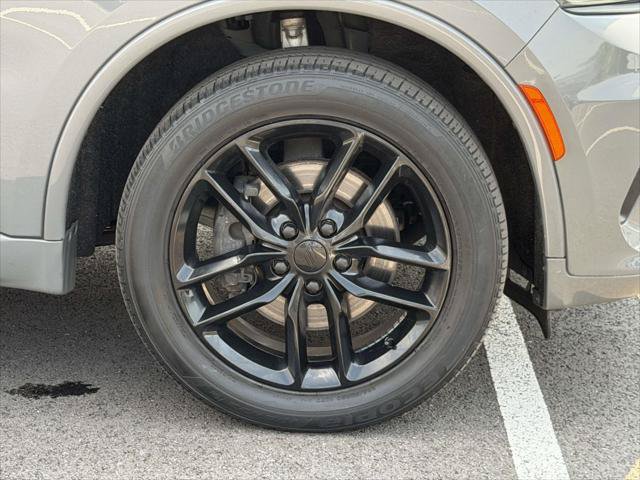 Used 2023 Dodge Durango GT AWD/4WD image 9