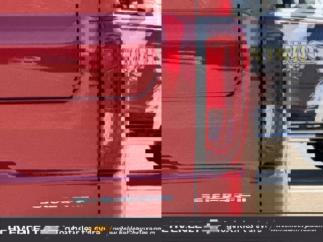 Used 2024 GMC Sierra 1500 Denali image 9