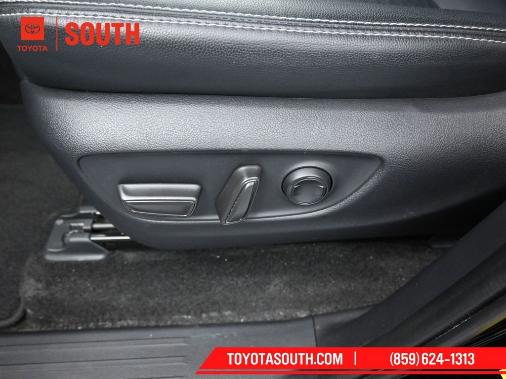 Used 2024 Toyota Land Cruiser w/ Premium Package image 27