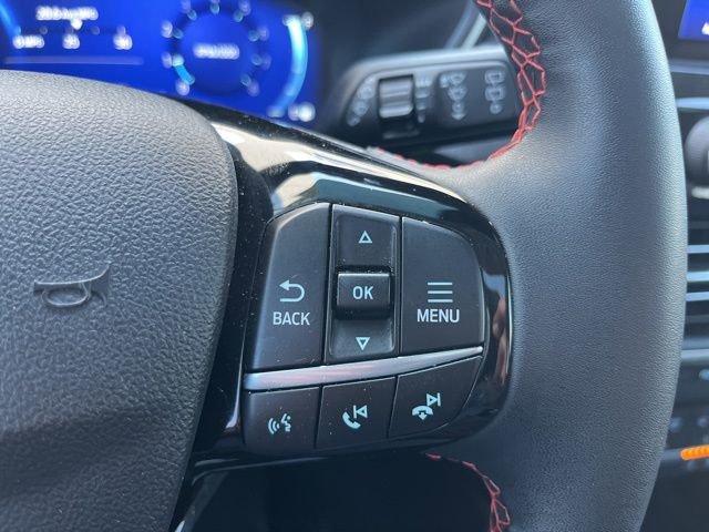 Used 2022 Ford Escape SEL w/ SEL Stealth AWD Package image 19