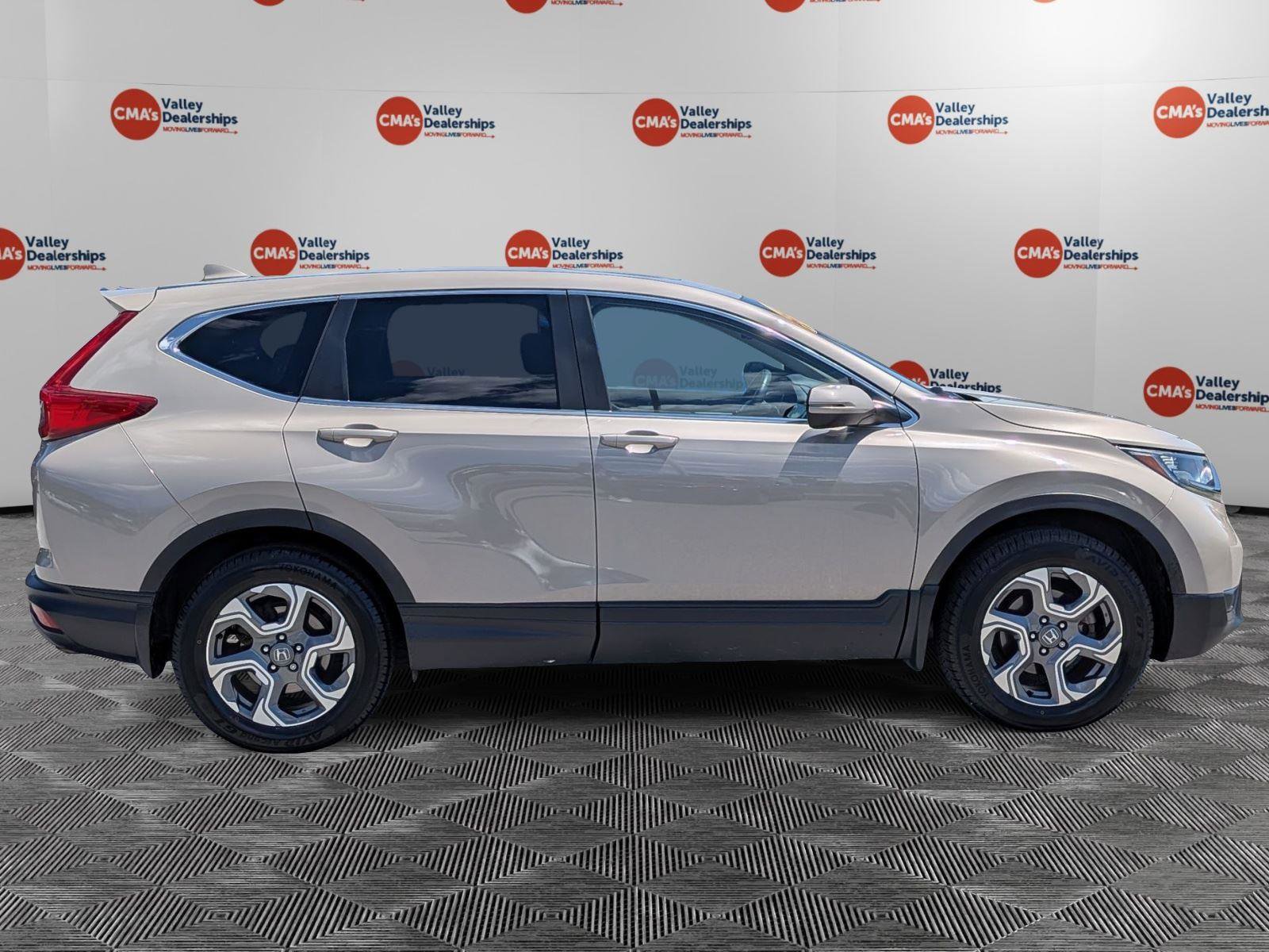 Used 2017 Honda CR-V EX-L image 4