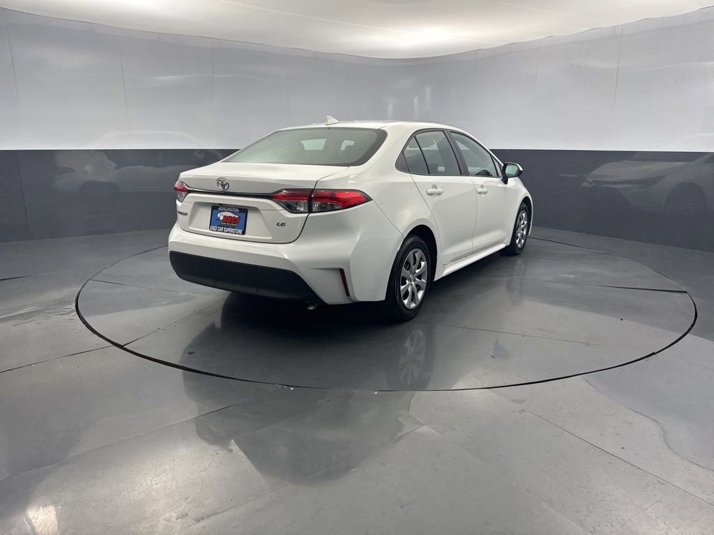 Used 2024 Toyota Corolla LE image 5