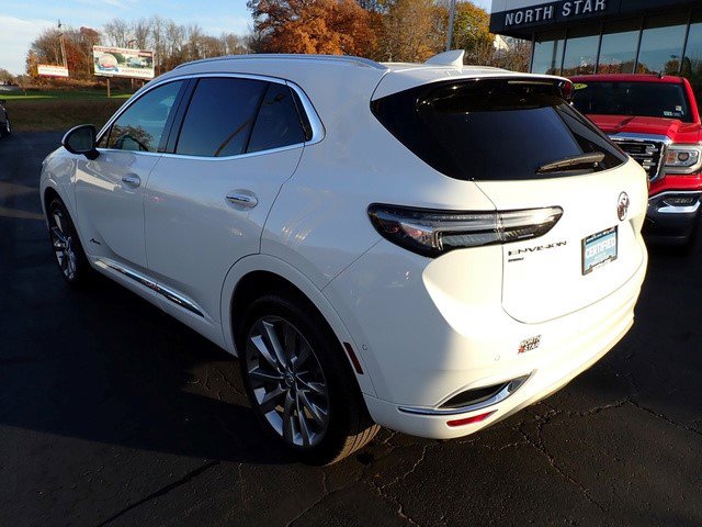 Certified 2022 Buick Envision Avenir w/ Technology Package II image 3