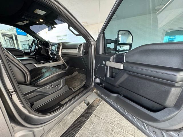 Used 2021 Ford F250 Platinum image 15