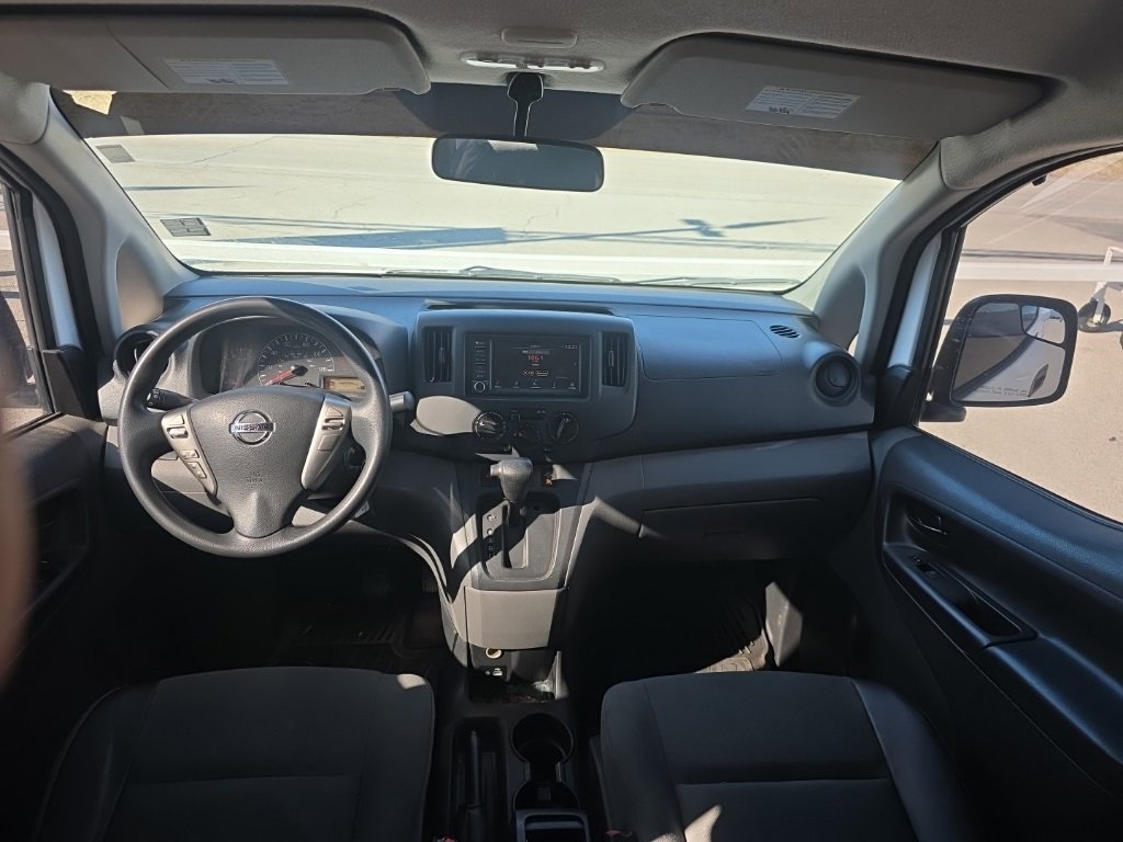 Used 2021 Nissan NV200 S w/ Back Door Glass Package image 15