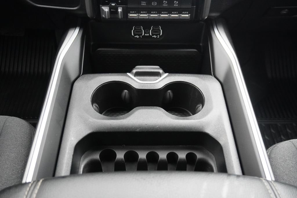 Used 2024 RAM 3500 Big Horn w/ Night Edition image 26