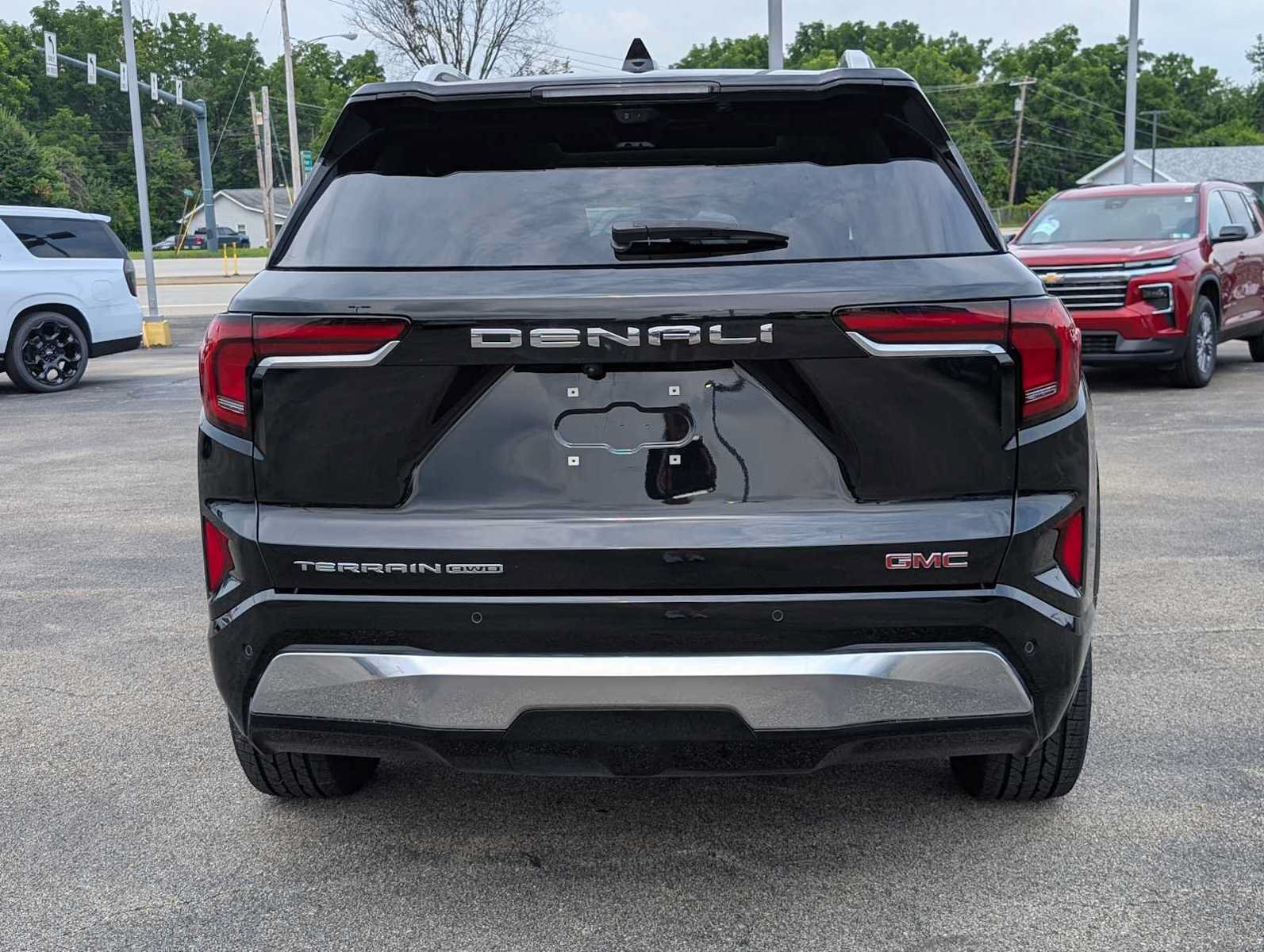 Used 2026 GMC Terrain Denali w/ LPO, Floor Liner Package AWD/4WD image 9
