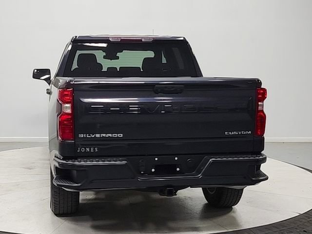 Used 2022 Chevrolet Silverado 1500 Custom RWD image 6