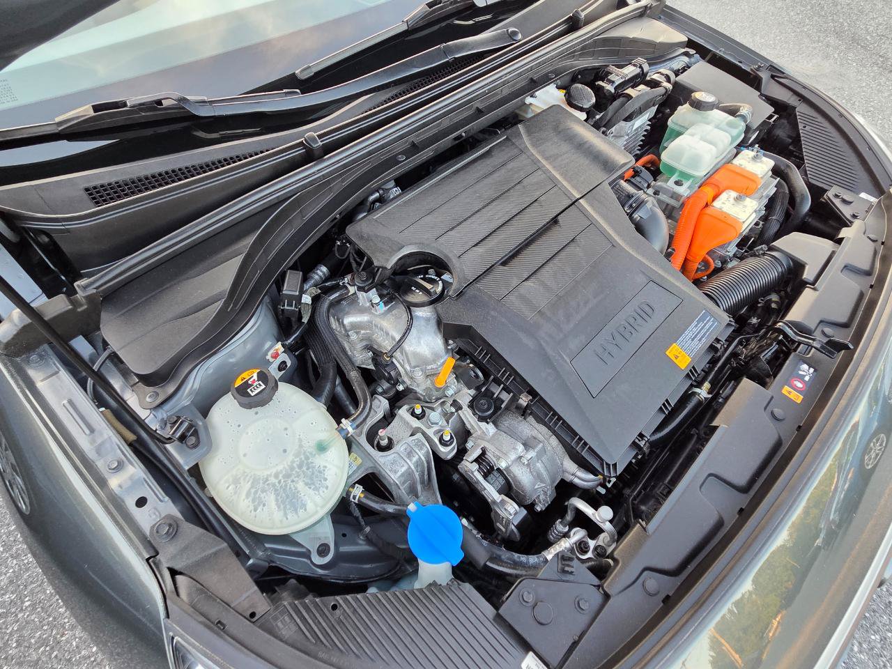 Used 2020 Hyundai Ioniq Blue FWD image 39