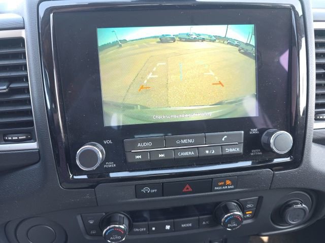 Used 2024 Nissan Frontier SV w/ SV Convenience Package image 17