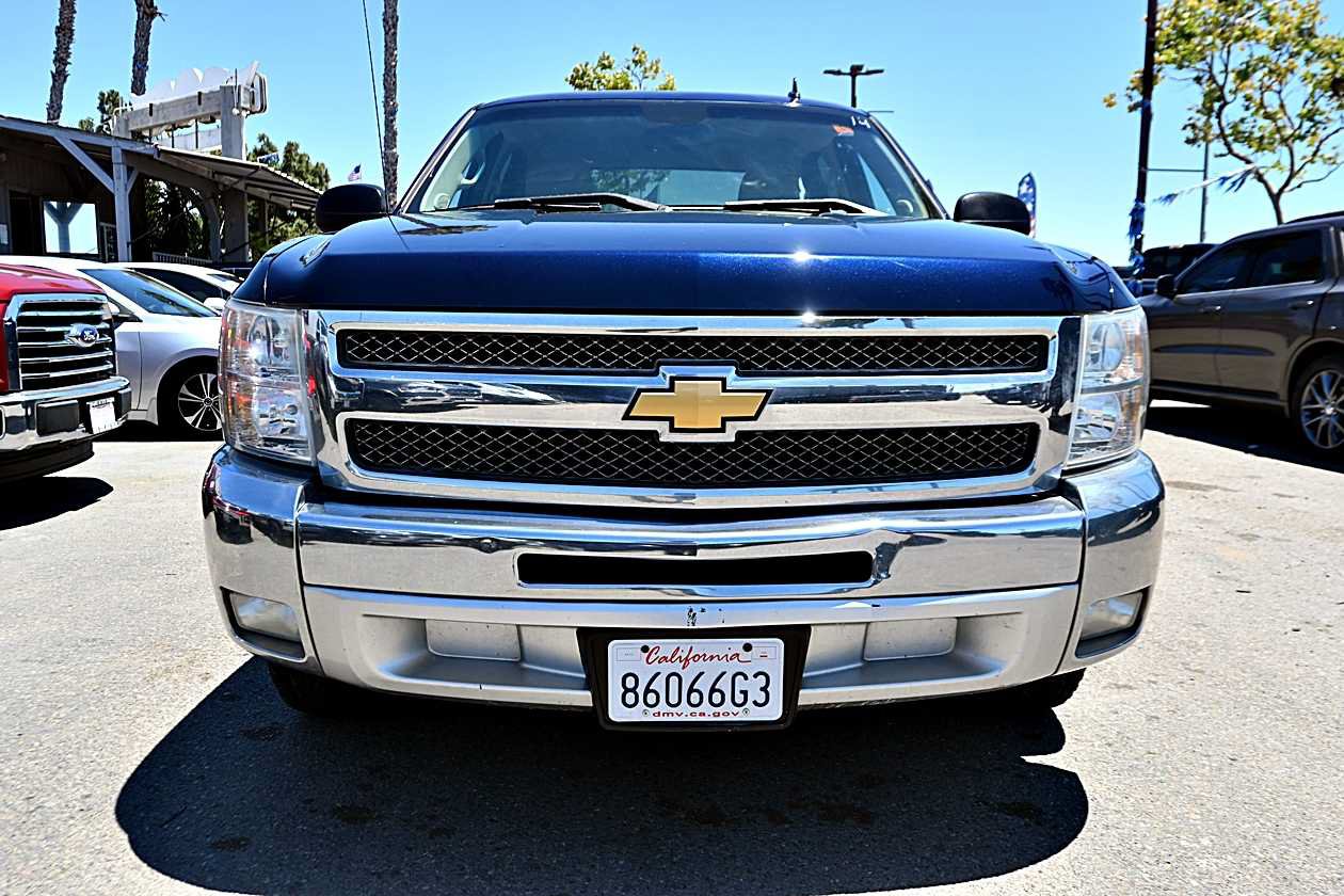 Used 2012 Chevrolet Silverado 1500 LT w/ All-Star Edition RWD image 2