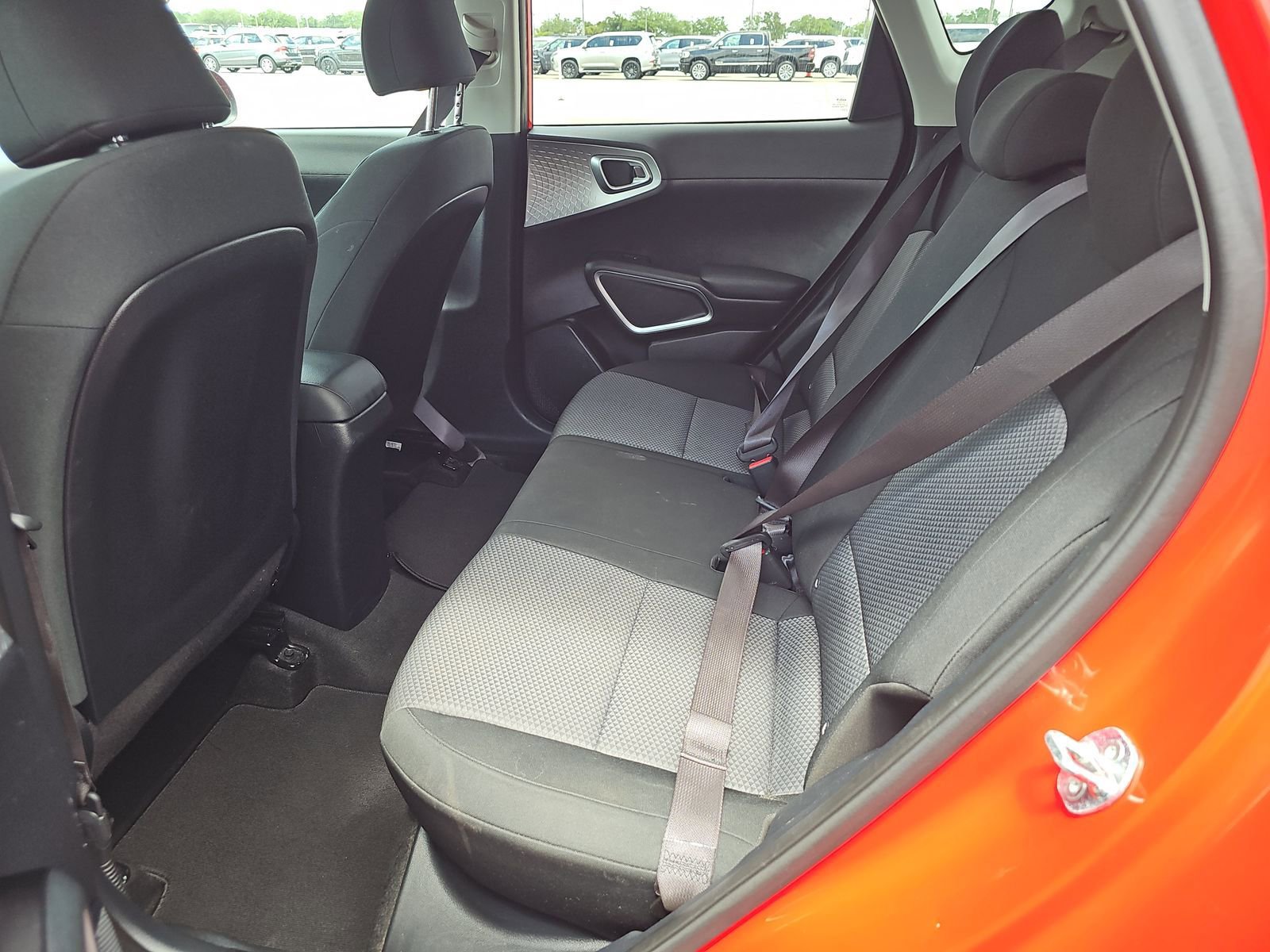 Used 2024 Kia Soul LX w/ Option Group 015 FWD image 4