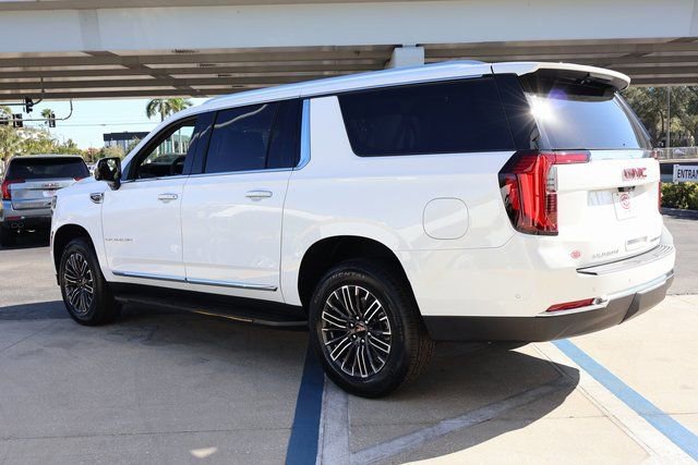 New 2026 GMC Yukon XL Elevation w/ Elevation Premium Package RWD image 4