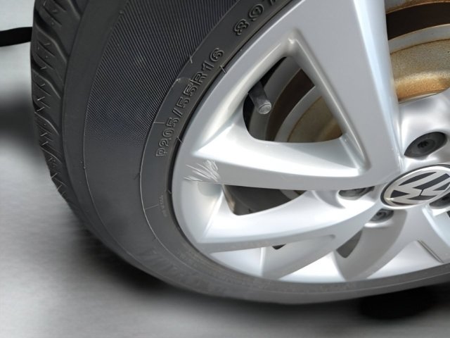 Used 2012 Volkswagen Jetta SE FWD image 11