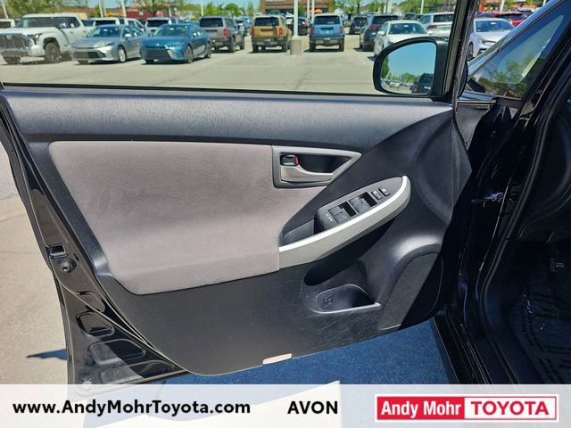 Used 2015 Toyota Prius Two FWD image 11