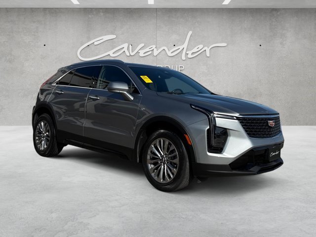 Certified 2025 Cadillac XT4 Premium Luxury AWD/4WD image 2