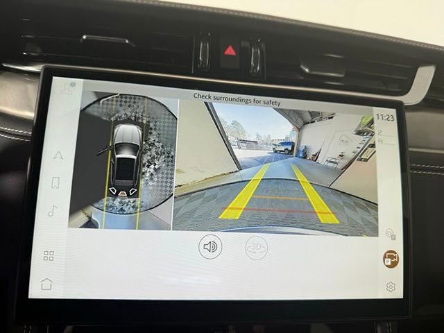 Certified 2025 Jaguar F-PACE R-Dynamic S image 18