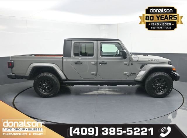 Used 2022 Jeep Gladiator Willys image 2