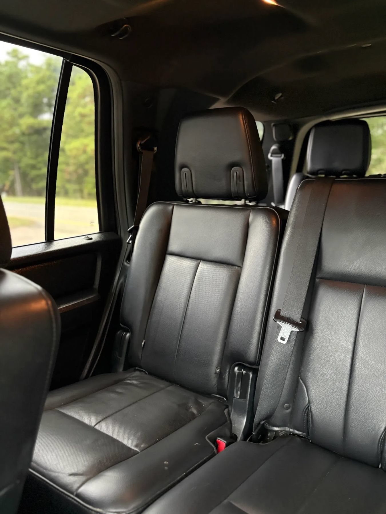 Used 2016 Ford Expedition Limited w/ Equipment Group 301A AWD/4WD image 22
