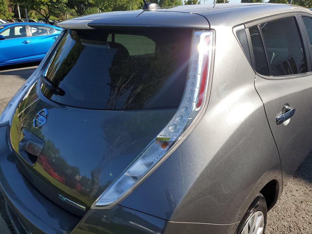Used 2017 Nissan Leaf S w/ Charge Package FWD image 17