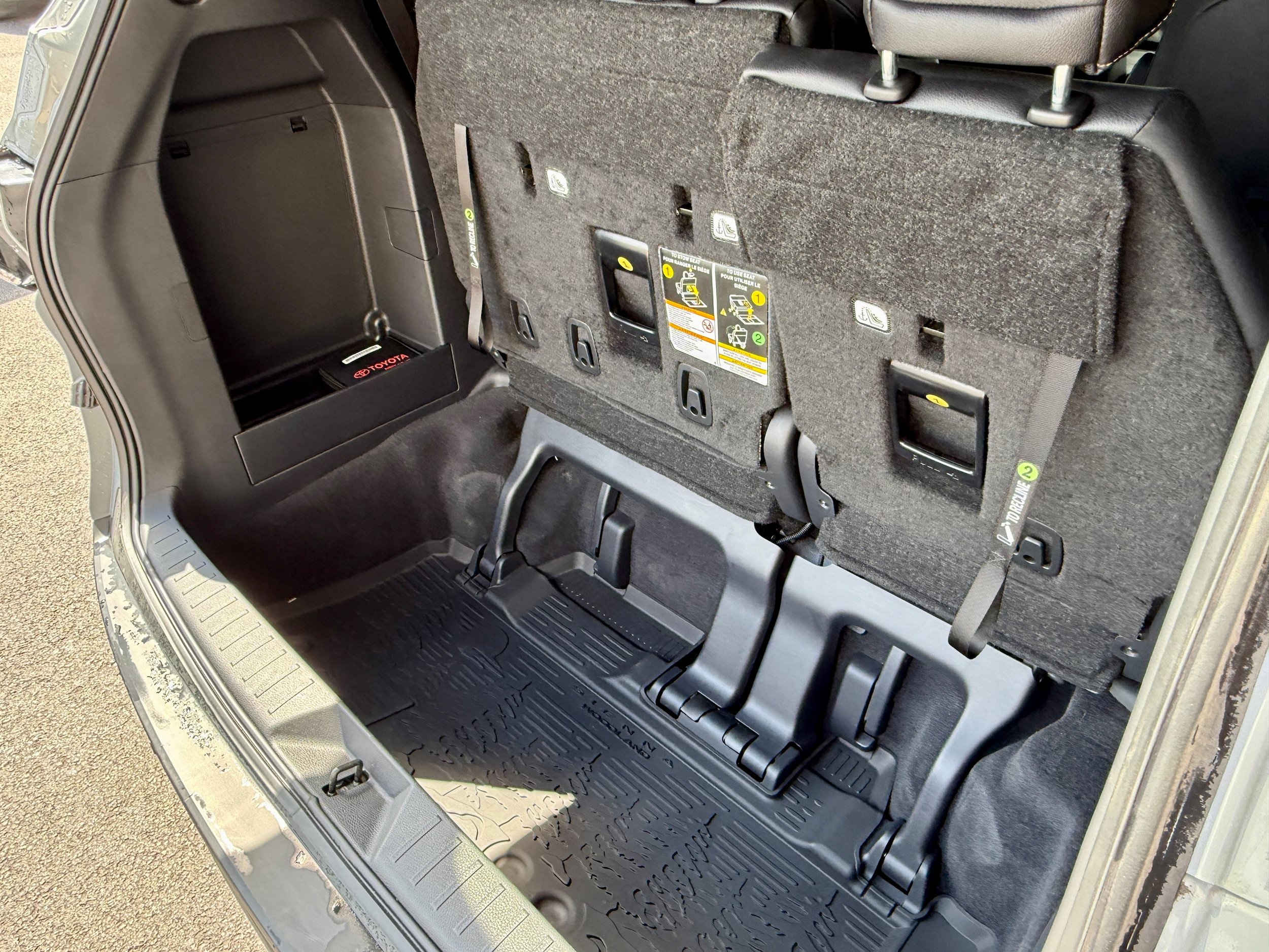Certified 2026 Toyota Sienna XLE Woodland Edition AWD/4WD image 16