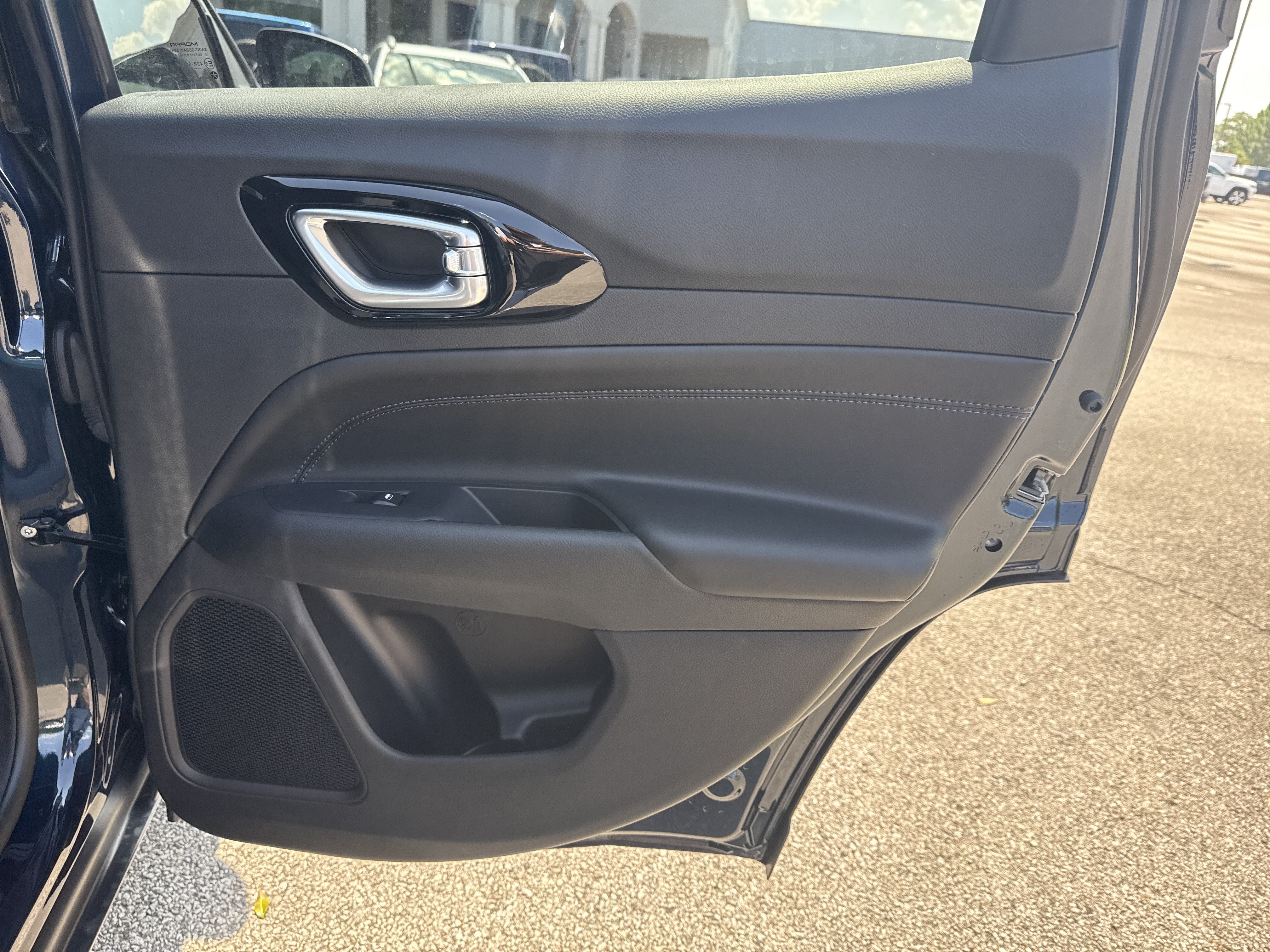 New 2026 Jeep Compass Latitude AWD/4WD image 16