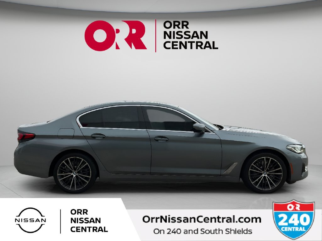 Used 2021 BMW 530i w/ Convenience Package RWD image 4