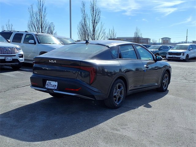New 2026 Kia K4 LXS image 2