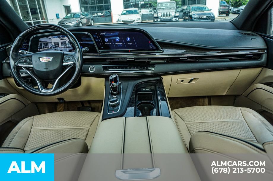 Used 2023 Cadillac Escalade Premium Luxury w/ Performance Package AWD/4WD image 29