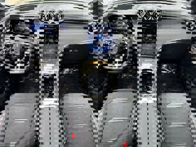 New 2025 Mercedes-Benz GLC 63 AMG S image 4