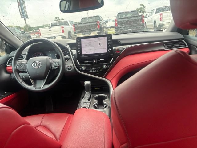 Used 2023 Toyota Camry XSE FWD image 13