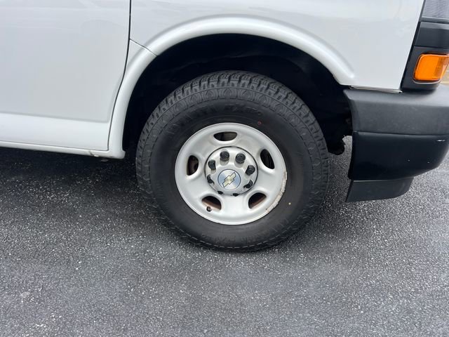 Used 2021 Chevrolet Express 2500 Extended image 11