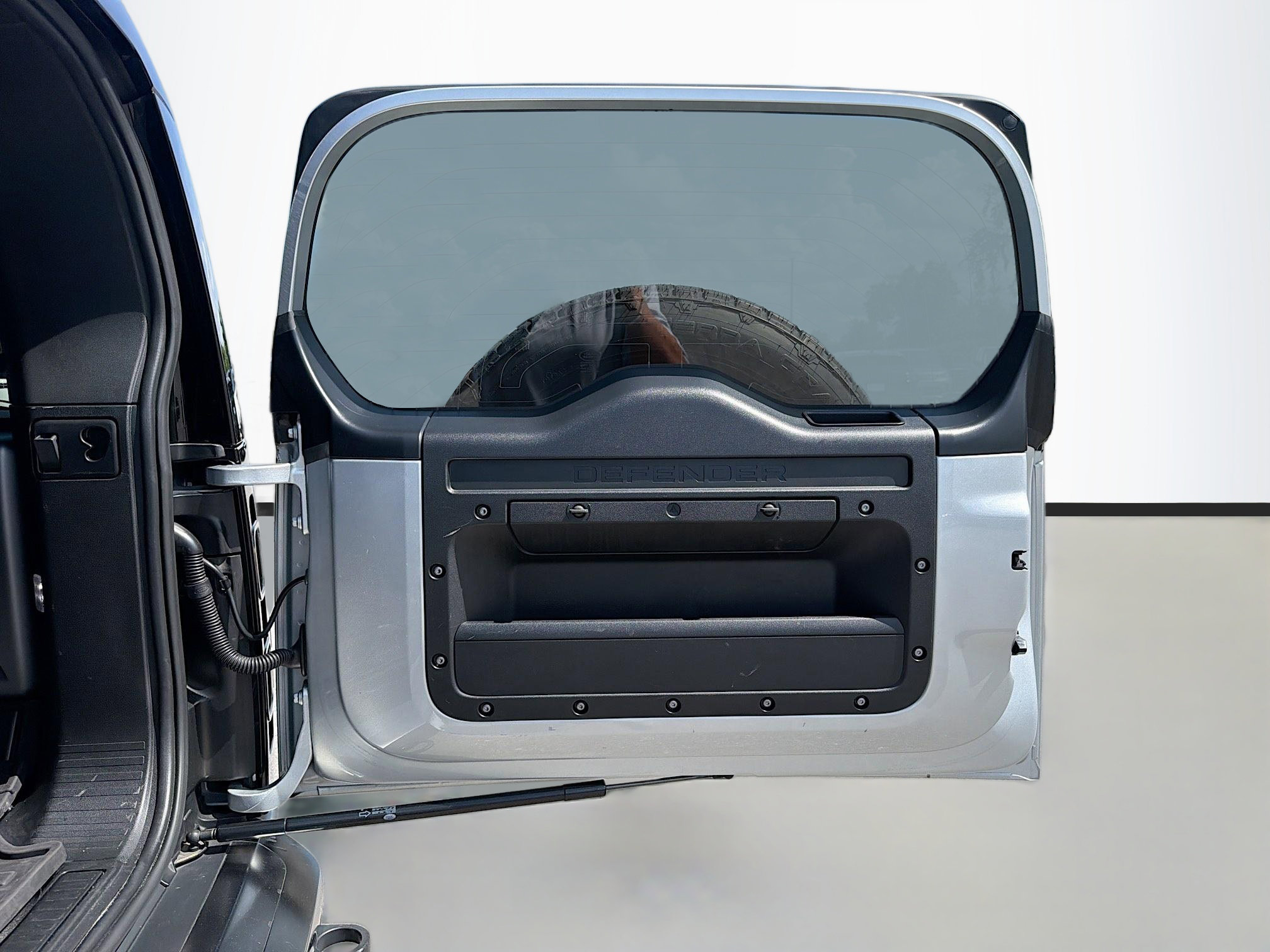 Used 2020 Land Rover Defender 110 X AWD/4WD image 13