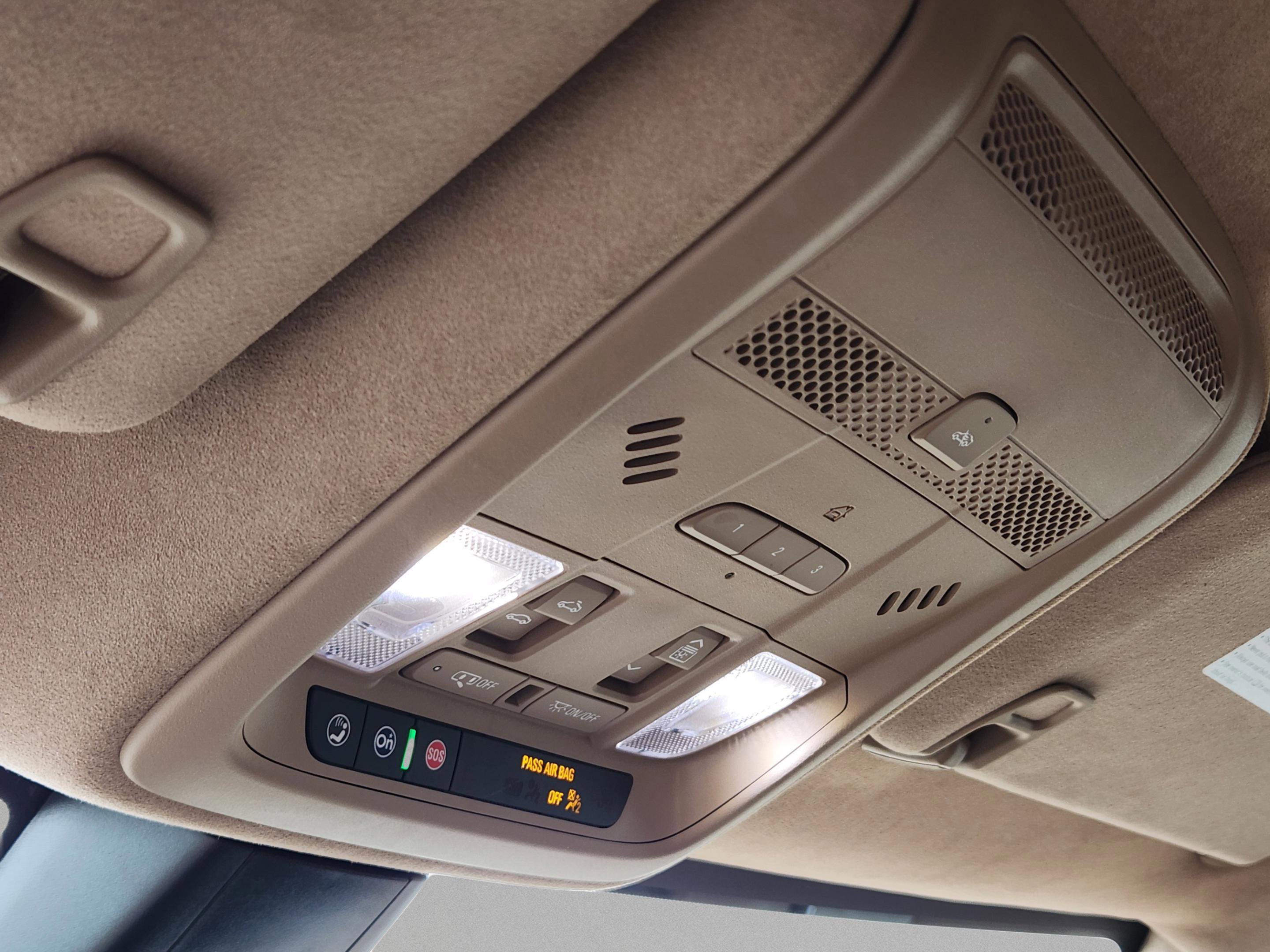 Used 2021 Cadillac XT5 Premium Luxury w/ Platinum Package image 32