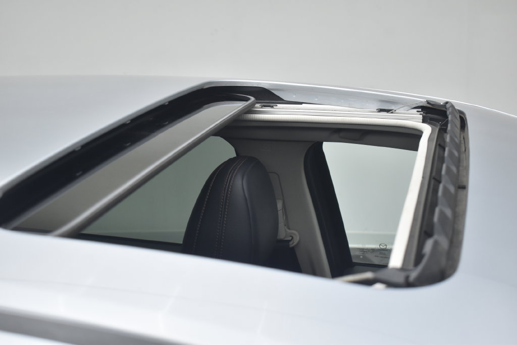 Used 2021 MAZDA CX-5 Grand Touring FWD image 13