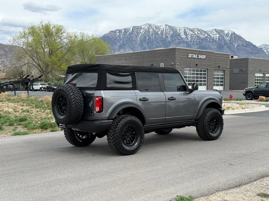 Used 2023 Ford Bronco Black Diamond AWD/4WD image 9