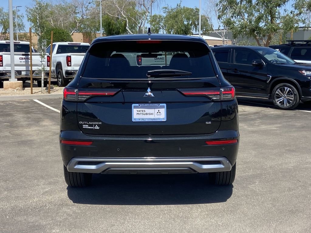 New 2026 Mitsubishi Outlander SE FWD image 5