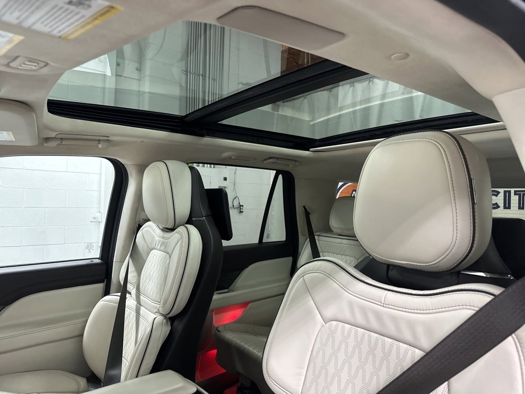 Used 2023 Lincoln Navigator Black Label image 38